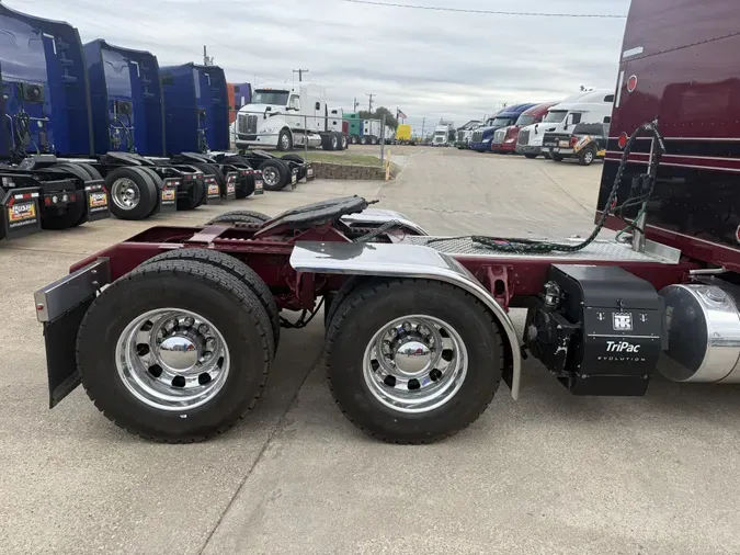 2024 Kenworth W900a71753a08889af0146da5303b3915cd8