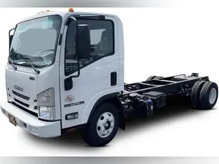2023 Isuzu NPR-HD