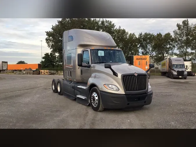 2022 International LTa71a7a618aaadadae795cad26f43c8f2