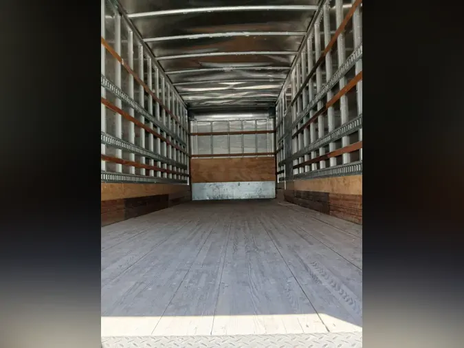 2019 FREIGHTLINER/MERCEDES M2 106