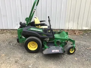 2016 John Deere Z930R