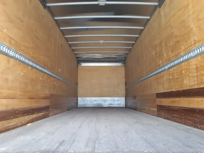 2020 FREIGHTLINER/MERCEDES M2 106