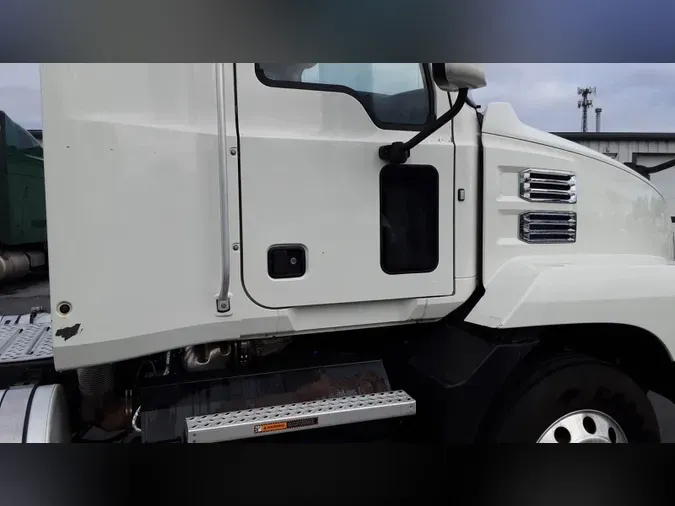 2020 Mack Anthema71f14822957b3690adbbb3ffcffcf1b