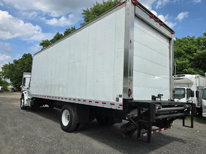 2017 FREIGHTLINER/MERCEDES M2 106