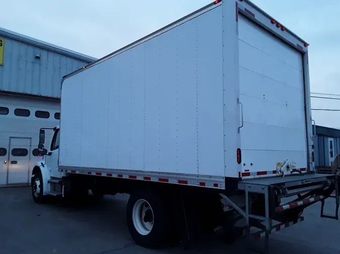 2019 FREIGHTLINER/MERCEDES M2 106