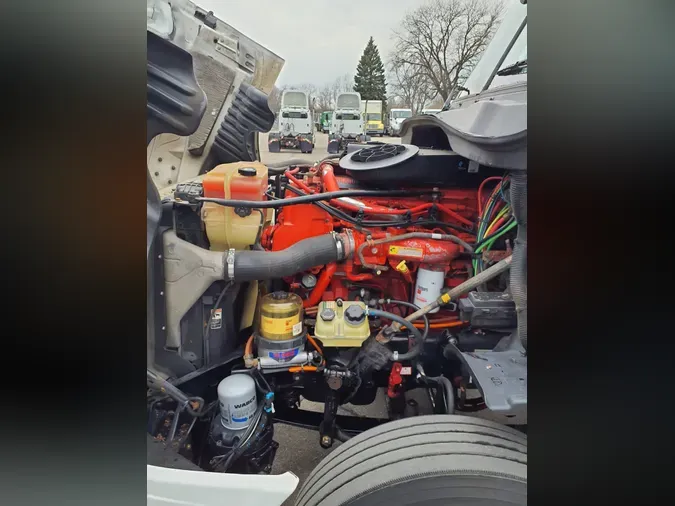 2017 FREIGHTLINER/MERCEDES CASCADIA