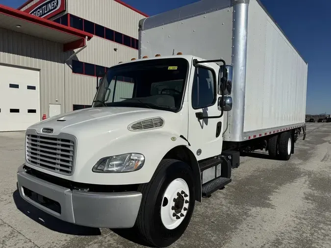 2018 Freightliner M2 106