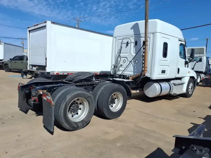 2020 FREIGHTLINER/MERCEDES CASCADIA 125a7260a79af3bbea799750925567cfb21