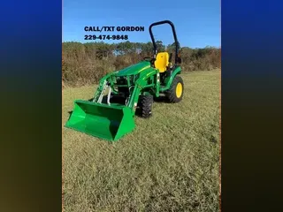 2022 John Deere 2025R