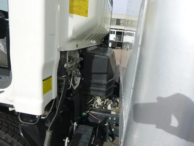 2022 Isuzu NPR-HDa727cf2c0d71daee6af943da69f33140