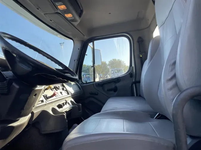 2016 Freightliner 114SD