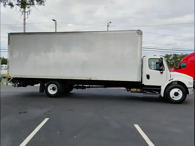 2022 Freightliner Business Class M2 106a72ae60248c6317ea97aadf78a4d58eb