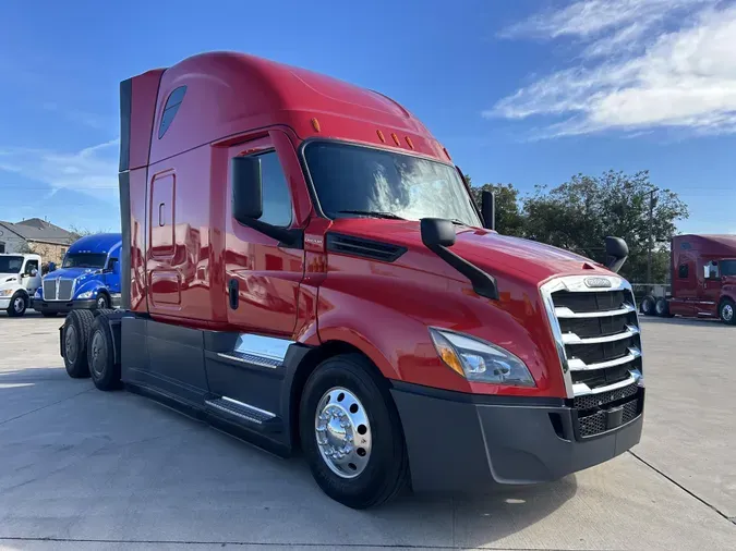 2021 Freightliner Cascadia