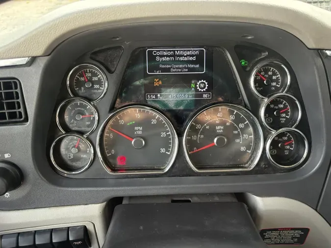 2022 Peterbilt 579