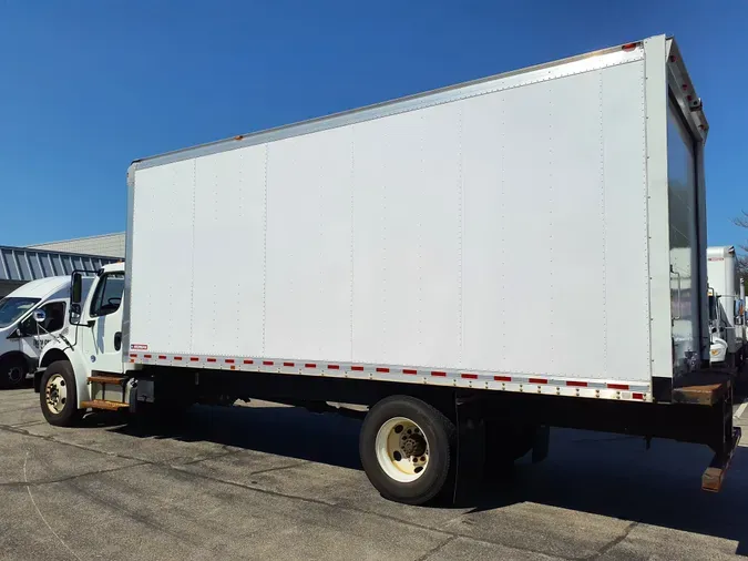 2018 FREIGHTLINER/MERCEDES M2 106