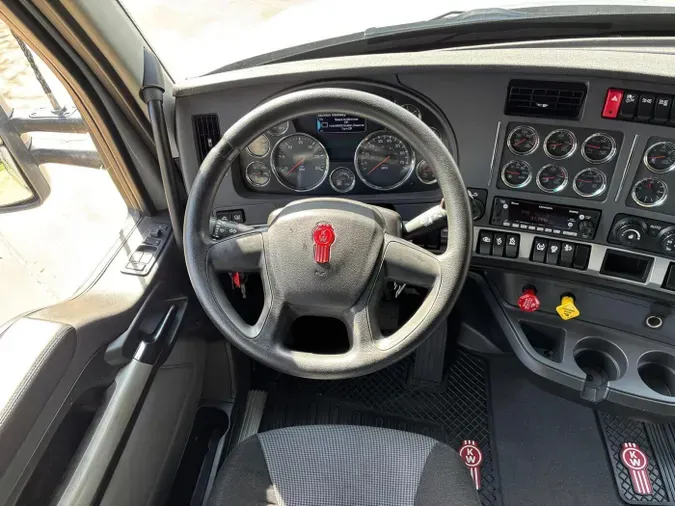 2022 Kenworth T680