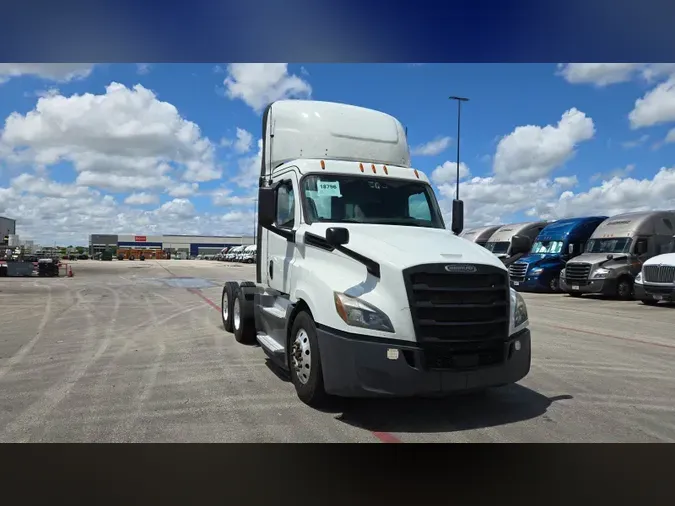 2019 Freightliner Cascadia 126a73193945898e5ad182afbeddad2cca3