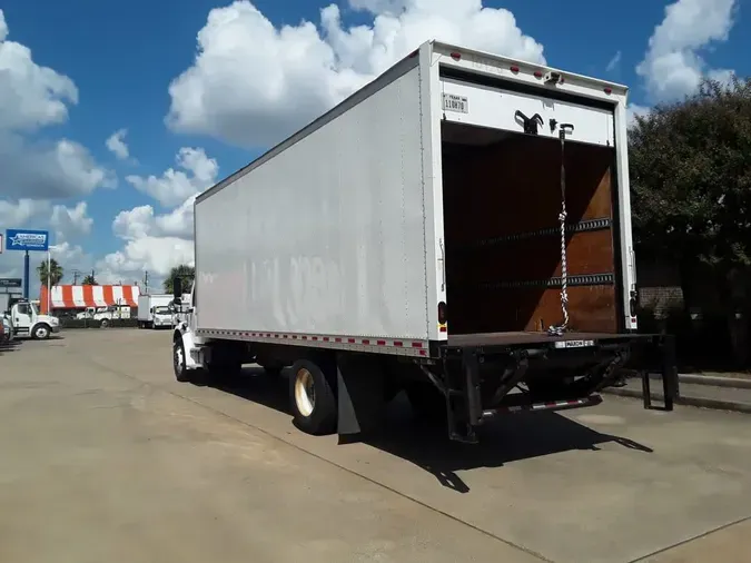 2019 FREIGHTLINER/MERCEDES M2 106