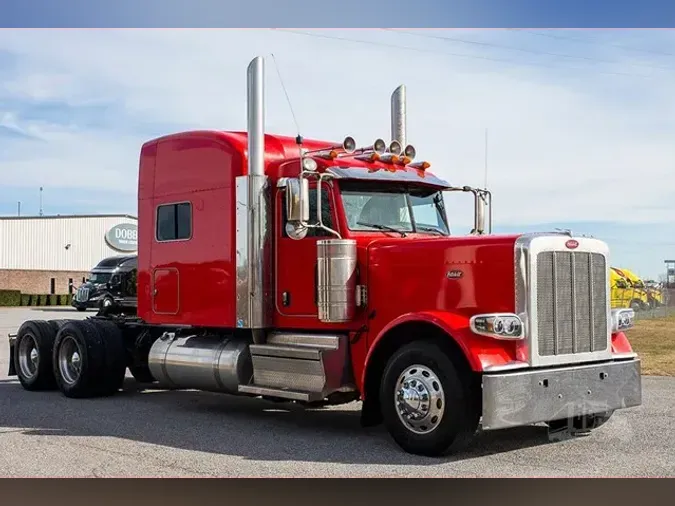 2019 PETERBILT 389