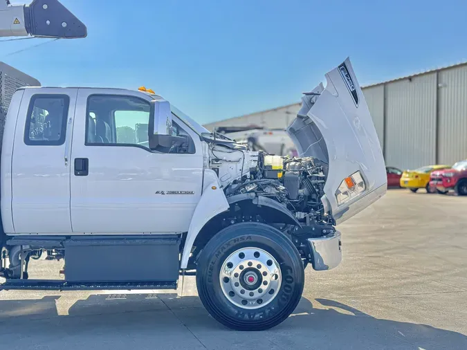 2024 FORD F-750 Super Duty