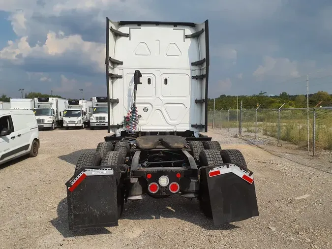 2019 FREIGHTLINER CASCADIA 125