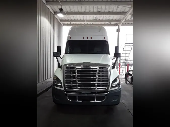 2019 FREIGHTLINER/MERCEDES CASCADIA 125