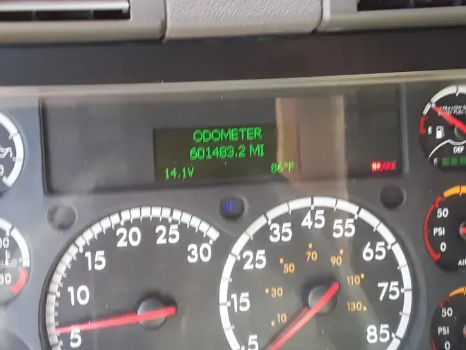 2020 FREIGHTLINER CASCADIA 125