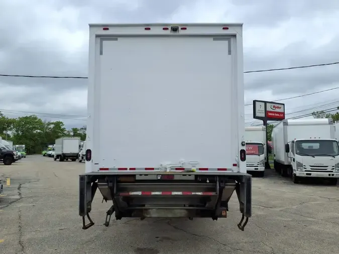 2019 FREIGHTLINER M2 106