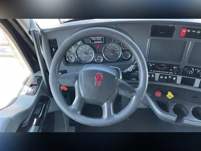 2021 KENWORTH T680