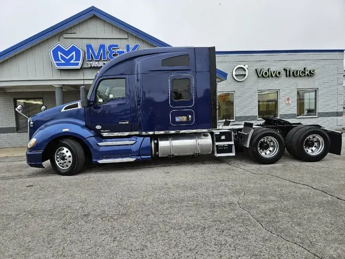 2021 KENWORTH T680