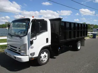 2019 ISUZU NQR