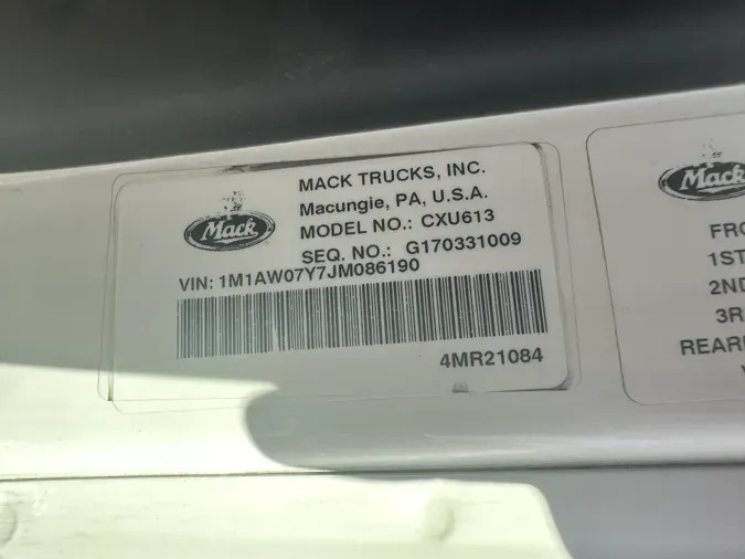 2018 MACK CXU613