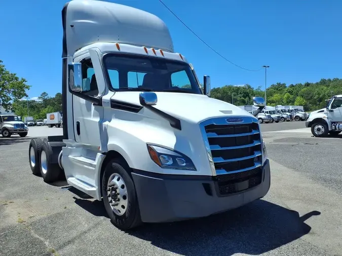 2023 FREIGHTLINER/MERCEDES NEW CASCADIA PX12664a74f31a2d43a09a19d860bb6050c9f60