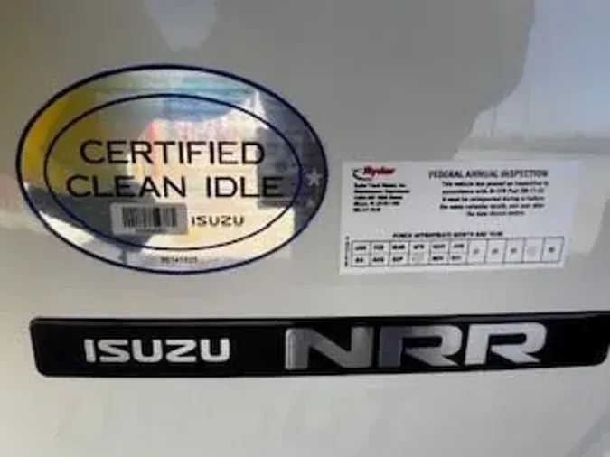 2015 ISUZU NQR