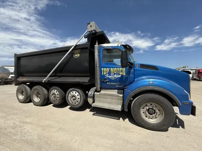 2016 KENWORTH T880