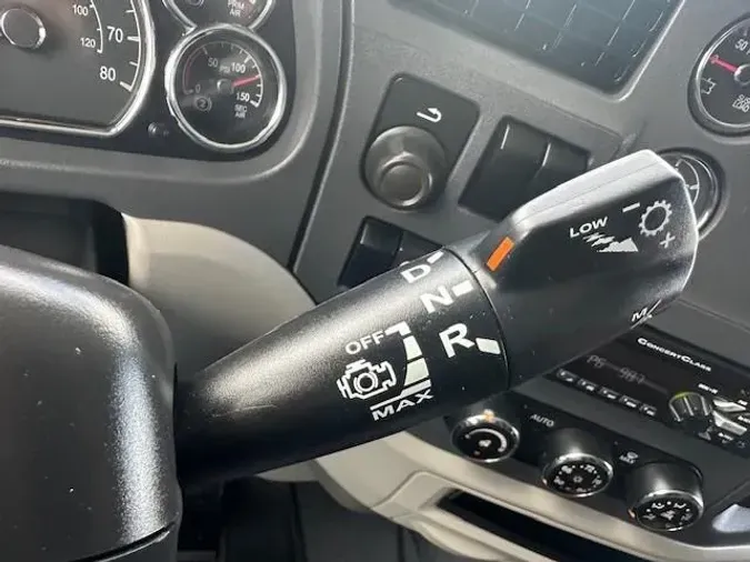 2021 Peterbilt 579