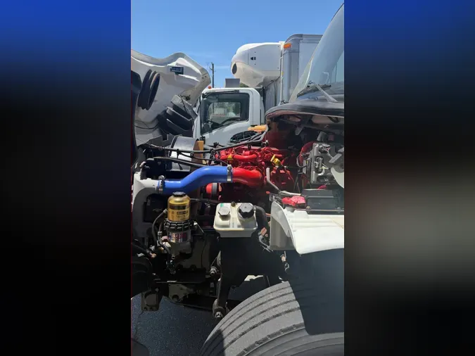 2019 FREIGHTLINER/MERCEDES M2 106