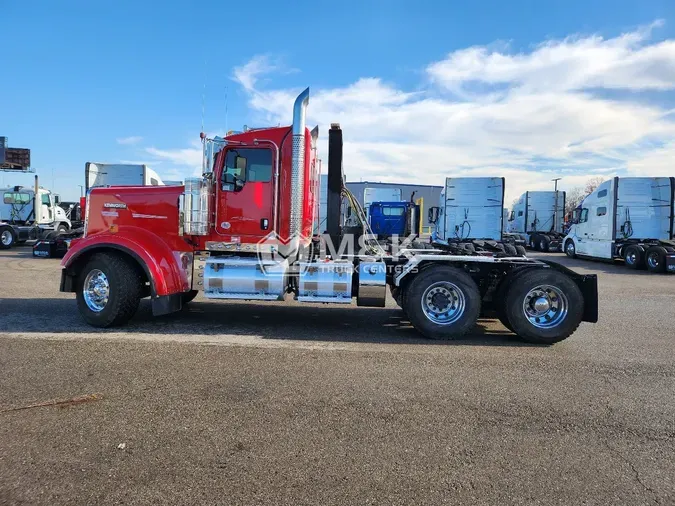 2022 KENWORTH W900L