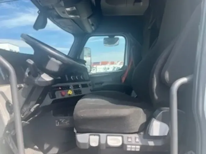 2020 FREIGHTLINER/MERCEDES NEW CASCADIA PX12664
