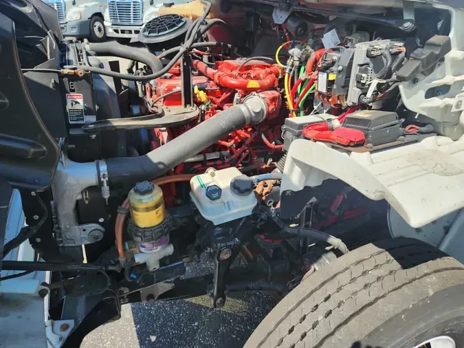2018 FREIGHTLINER/MERCEDES M2 106