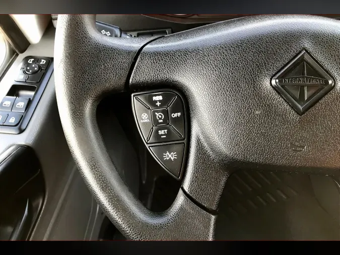 2022 INT LT625 6x4