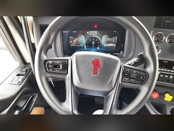 2022 KENWORTH T680