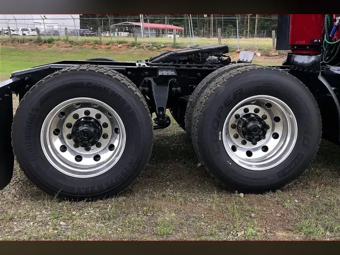 2022 INT LT625 6x4