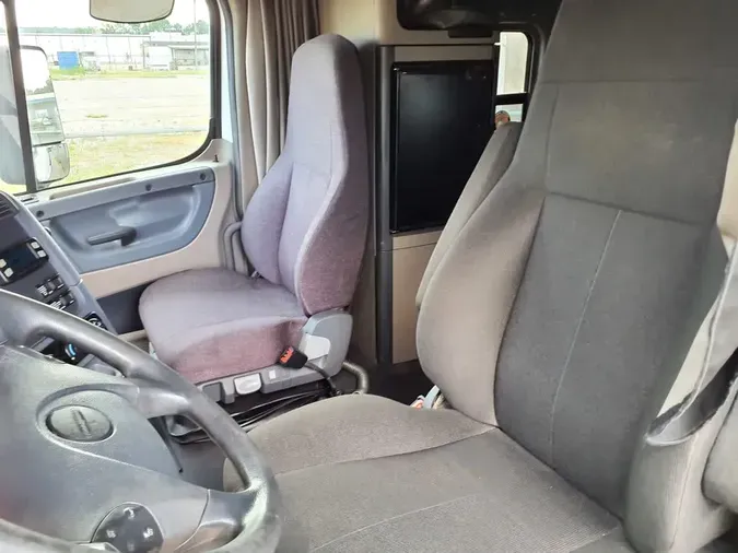 2020 FREIGHTLINER CASCADIA 125