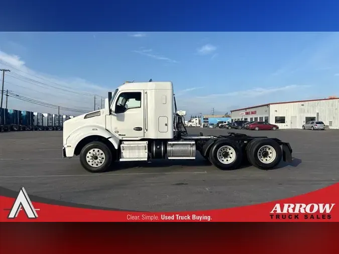 2020 KENWORTH T880a7742ba92e6e3a48e426b6aa0f5ff37b