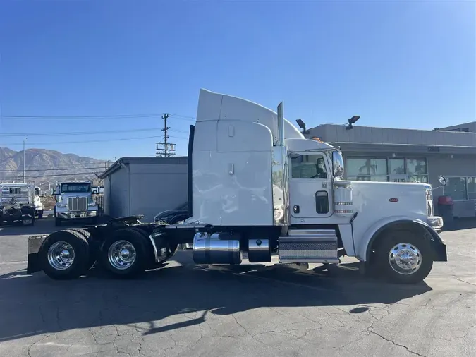 2018 Peterbilt 389