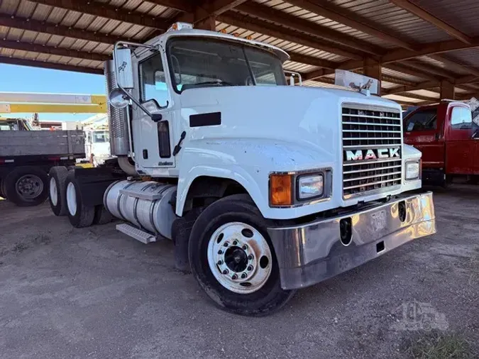 2007 MACK CHN613