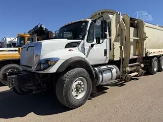 2017 INTERNATIONAL WORKSTAR 7500