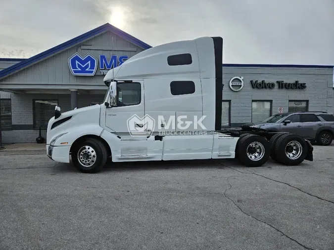 2020 VOLVO VNL64T760