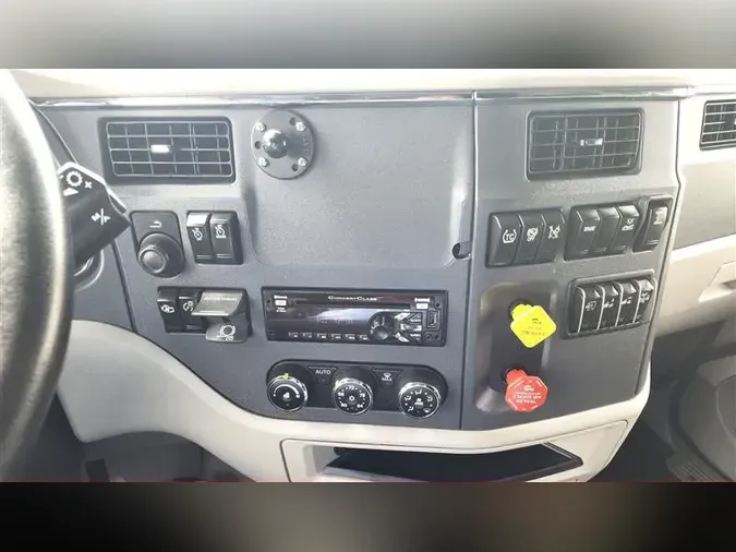 2020 PETERBILT 579